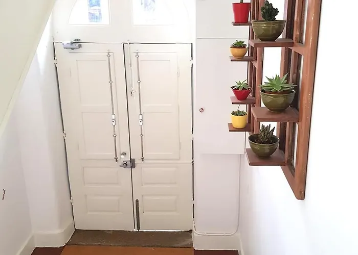 Cork Train Station 3* إسموريز