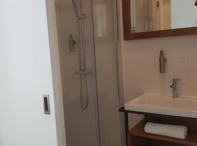 بيت ضيافة Cork Train Station إسموريز