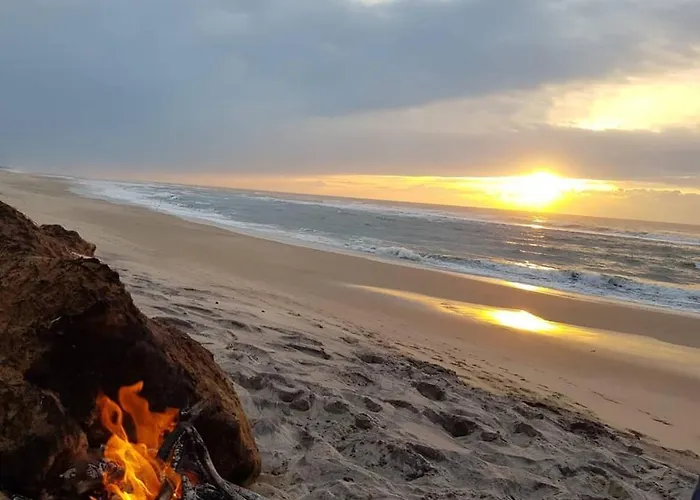 Cork Train Station 3* إسموريز